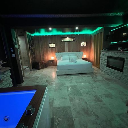 Le Lodge Des Charmes 5 Etoiles Leves Luaran gambar