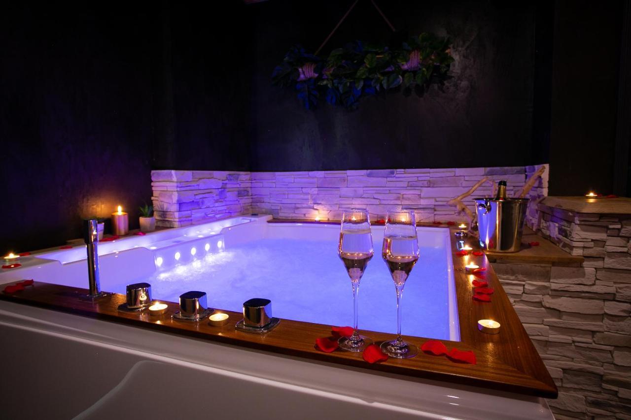 Le Lodge Des Charmes 5 Etoiles Leves Luaran gambar