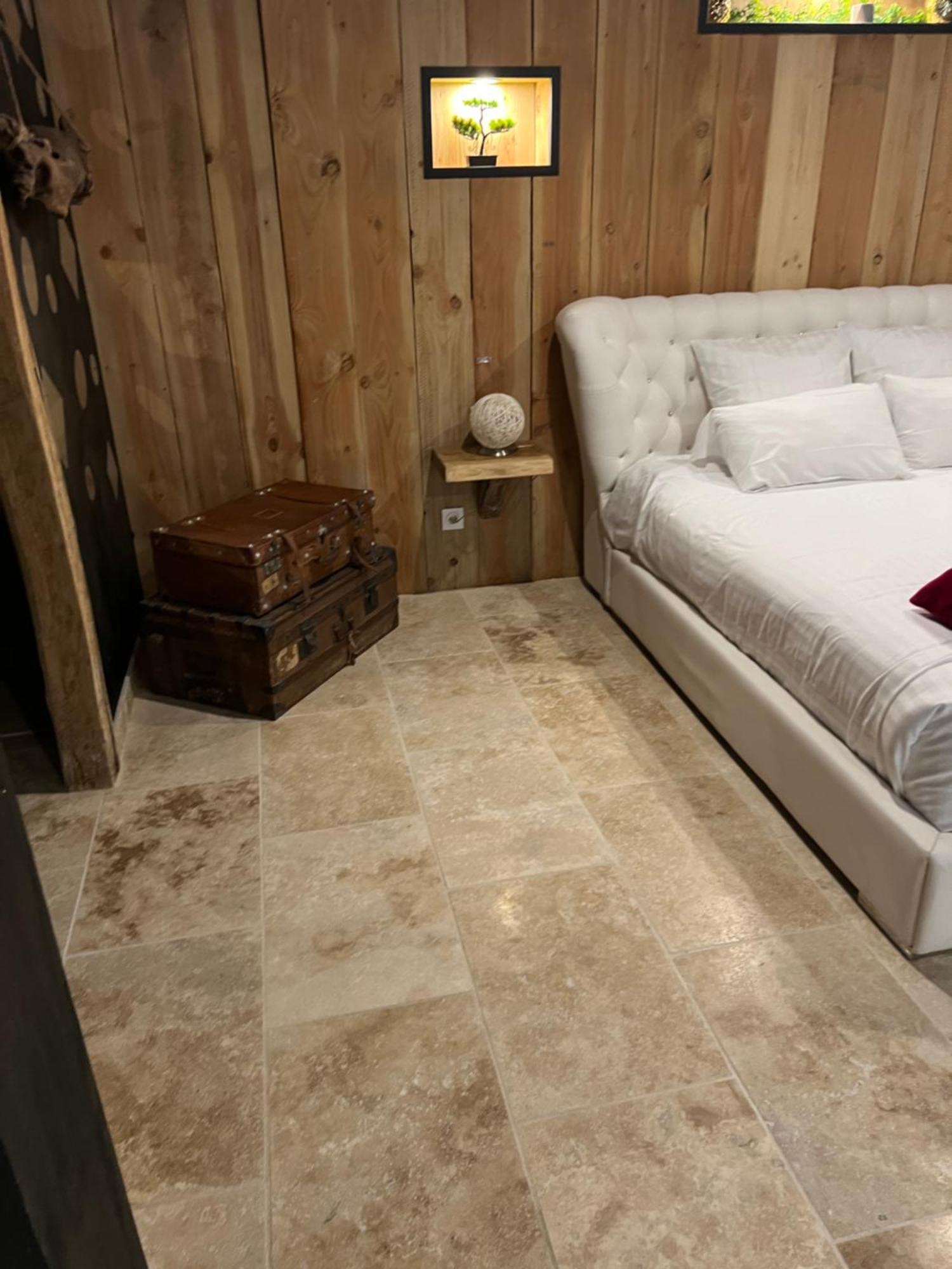 Le Lodge Des Charmes 5 Etoiles Leves Luaran gambar