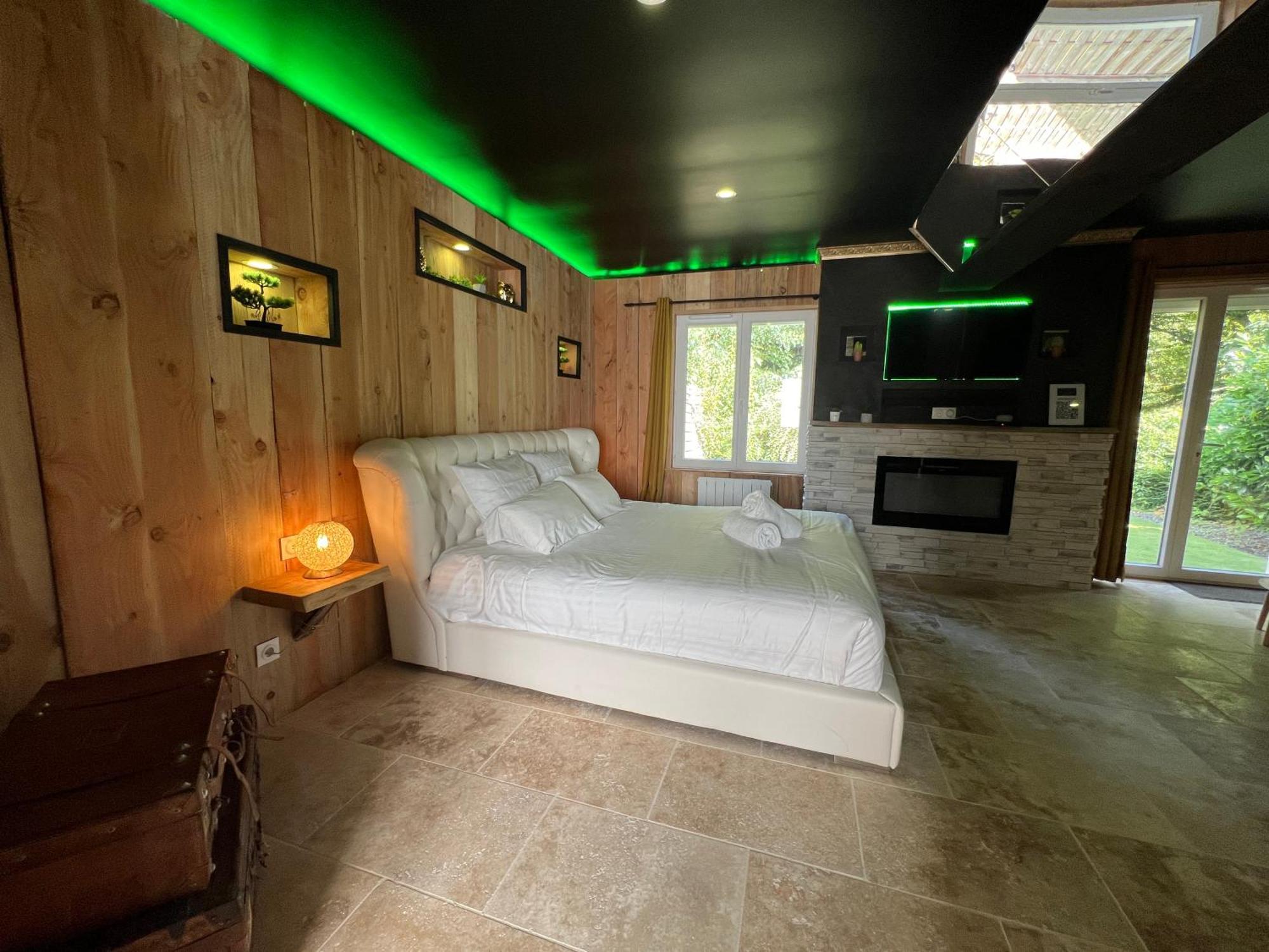 Le Lodge Des Charmes 5 Etoiles Leves Luaran gambar