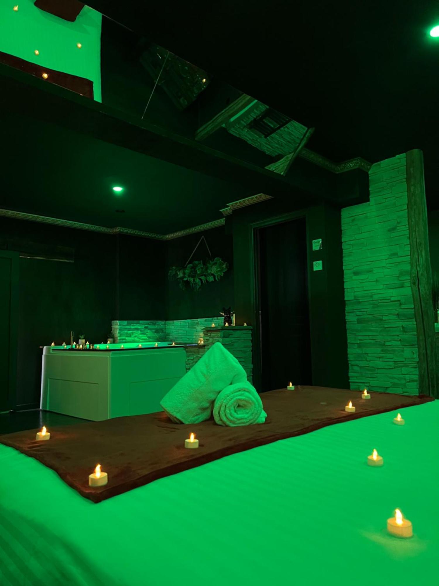 Le Lodge Des Charmes 5 Etoiles Leves Luaran gambar
