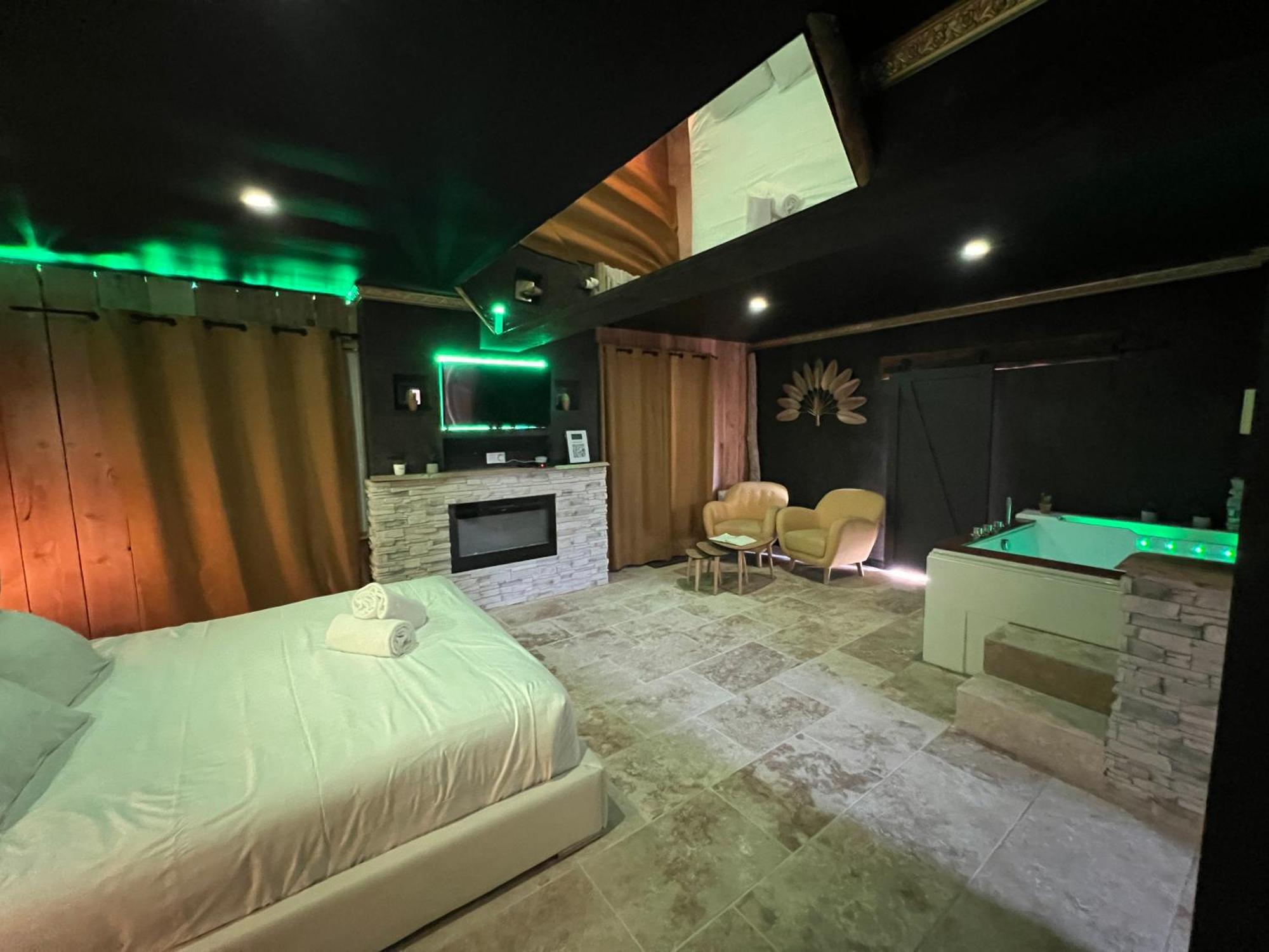 Le Lodge Des Charmes 5 Etoiles Leves Luaran gambar
