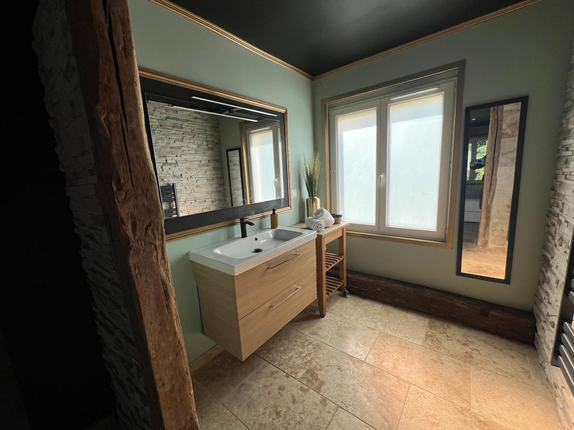 Le Lodge Des Charmes 5 Etoiles Leves Luaran gambar