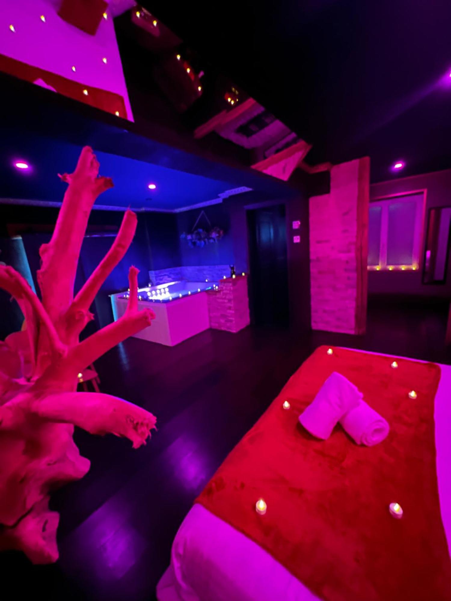 Le Lodge Des Charmes 5 Etoiles Leves Luaran gambar