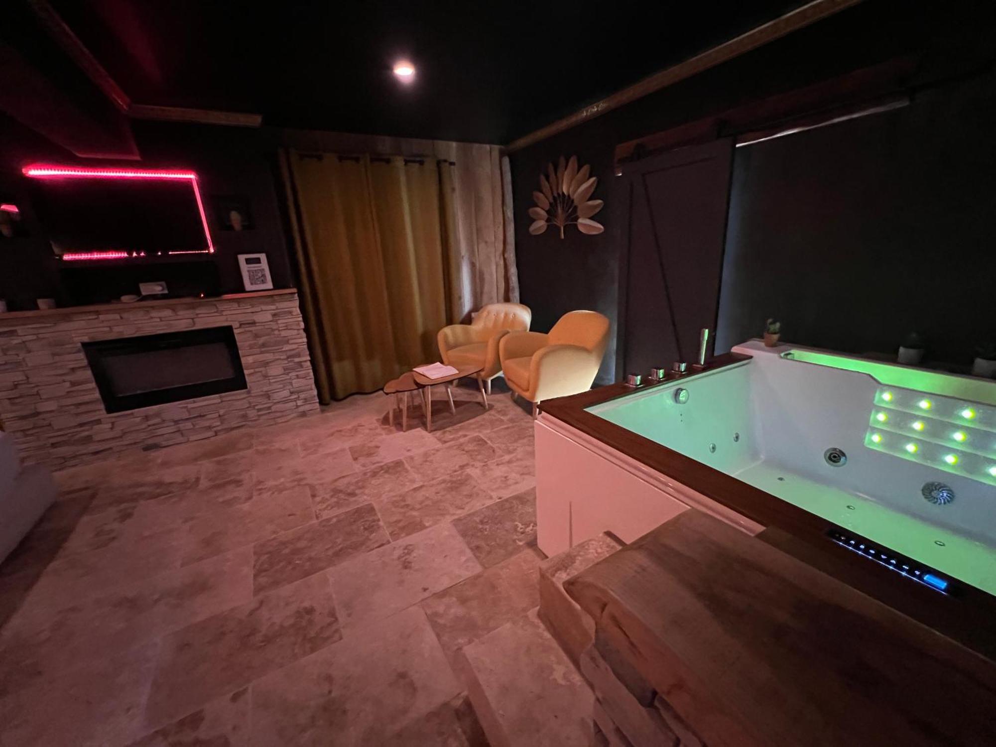 Le Lodge Des Charmes 5 Etoiles Leves Luaran gambar